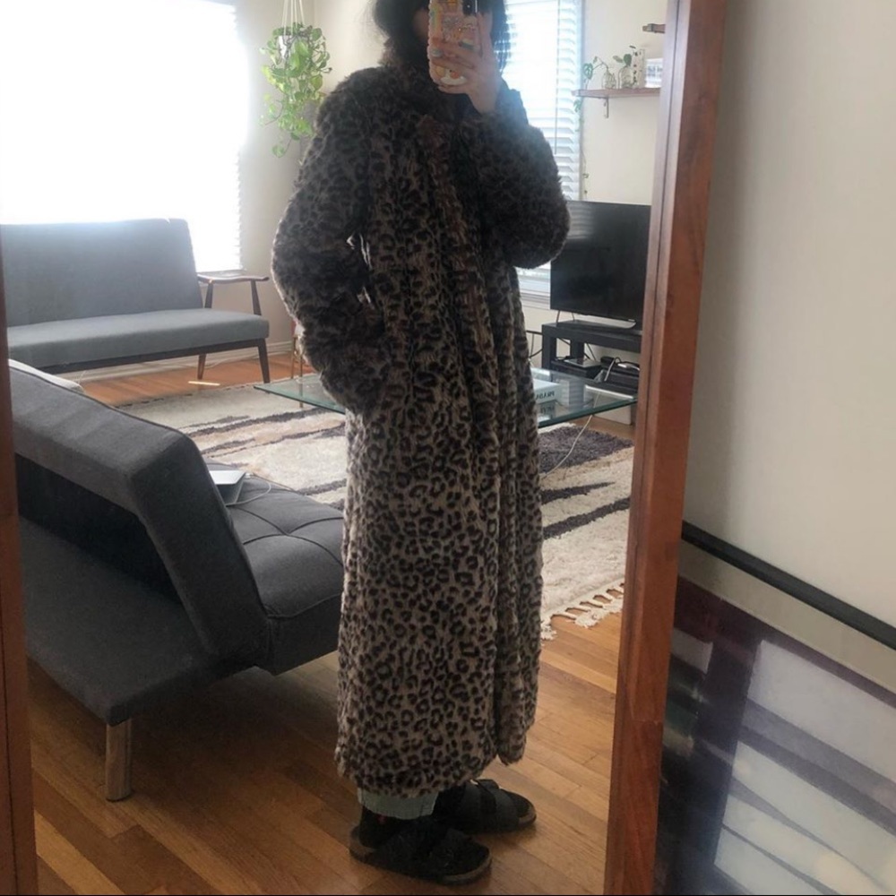 Faux Fur Leopard Coat Size Small
